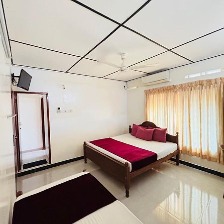 Yaarl Holiday Jaffna Luaran gambar