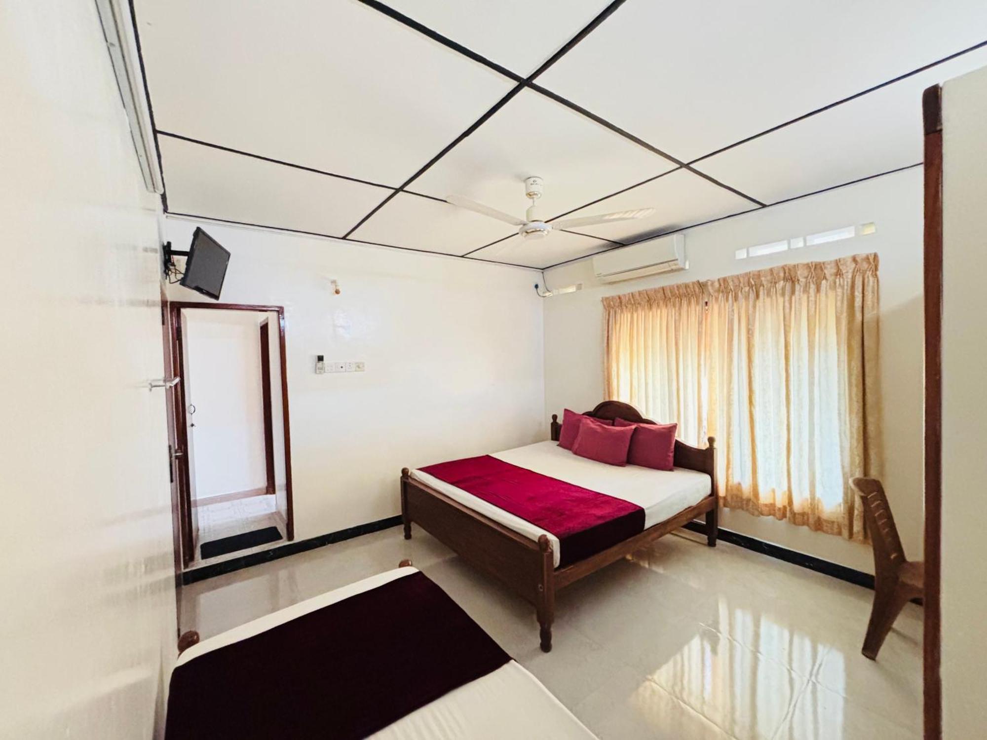 Yaarl Holiday Jaffna Luaran gambar